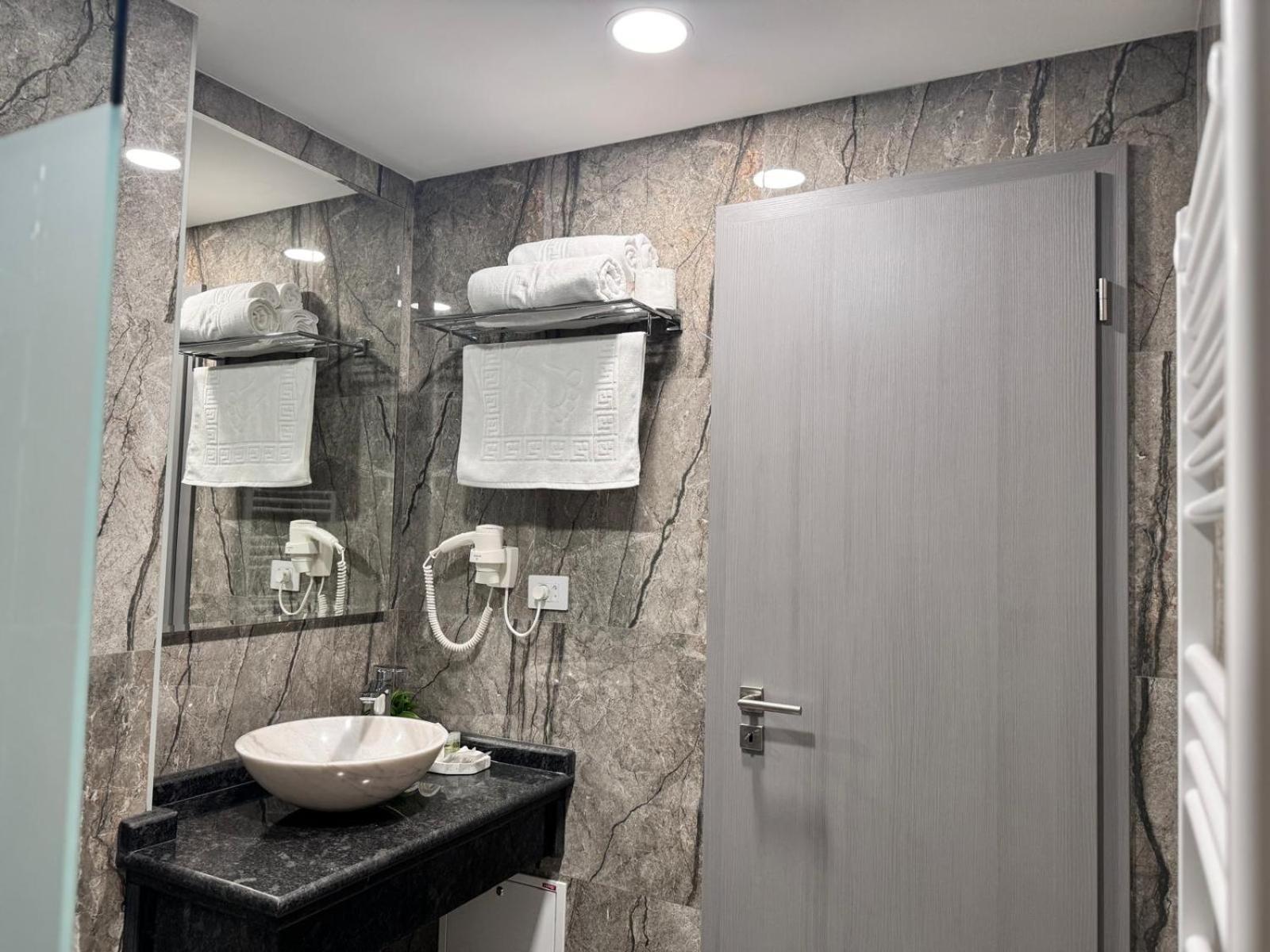 Hanul Domnesc Imperial Hotel & Spa Călan Dış mekan fotoğraf