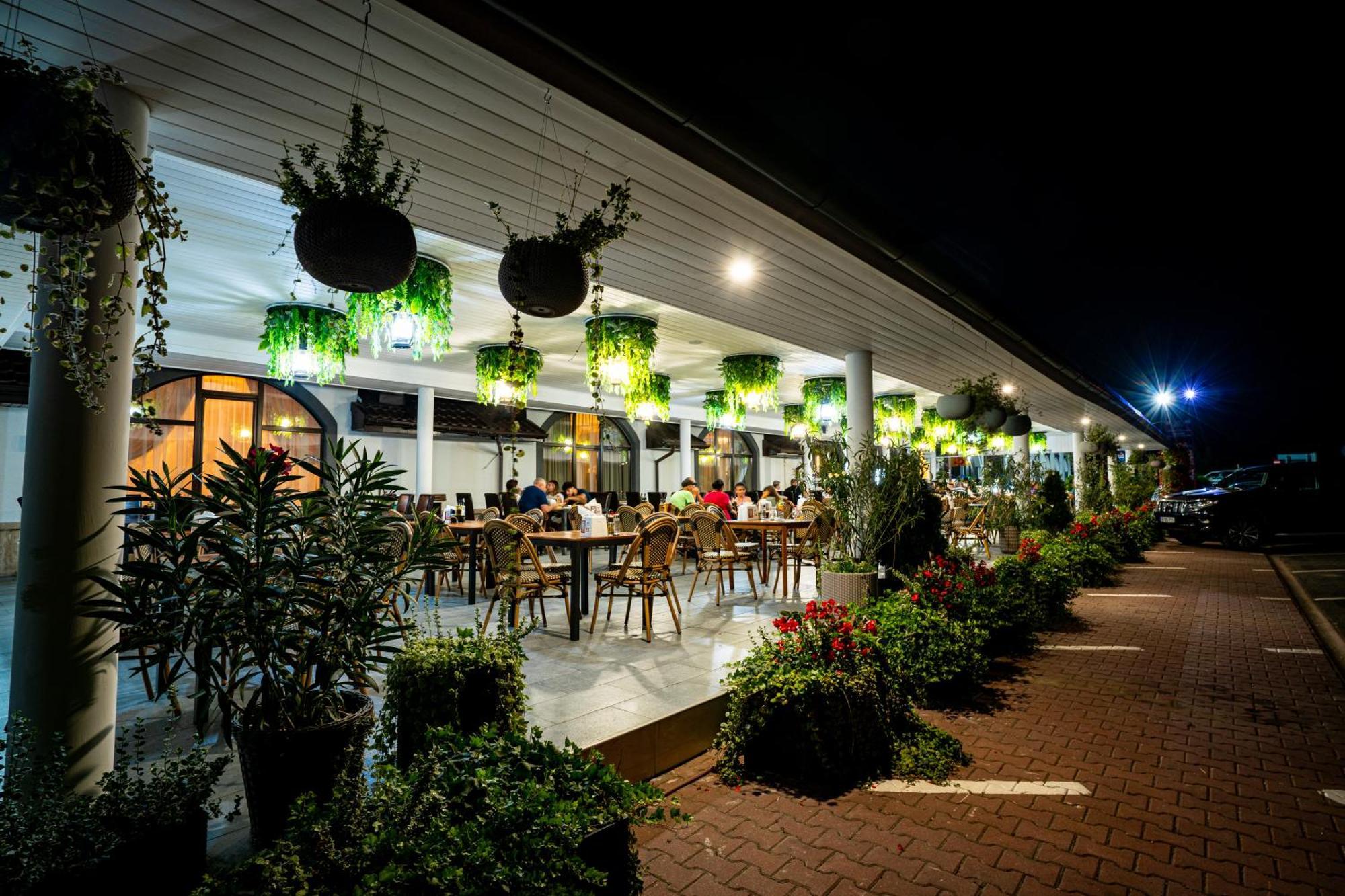 Hanul Domnesc Imperial Hotel & Spa Călan Dış mekan fotoğraf