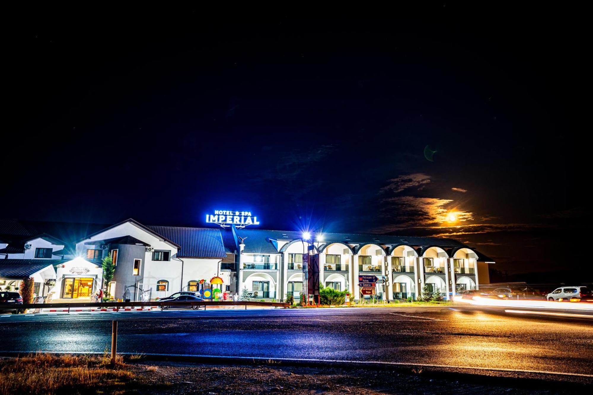 Hanul Domnesc Imperial Hotel & Spa Călan Dış mekan fotoğraf